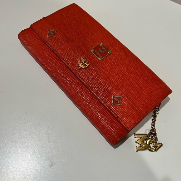 MCM LONG TRIFOLD WALLET - Picture 16 of 16